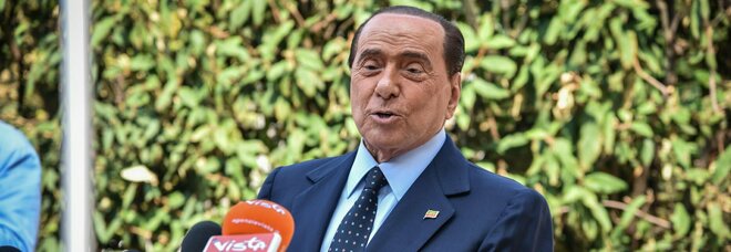 Berlusconi compie oggi 84 anni, festa in quarantena. Da Tajani alla Gelmini: «Auguri presidente»