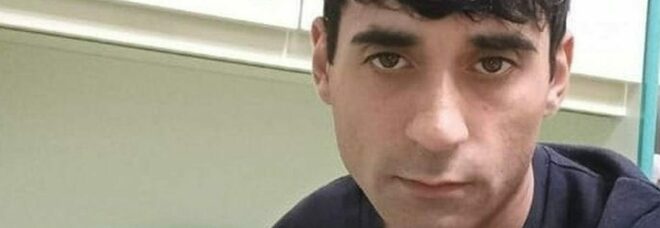 Marco Ferrazzano «spinto al suicidio dai bulli»: a processo cinque persone. Uno di loro ha patteggiato