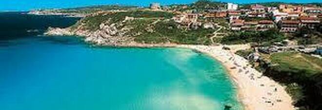 Sardegna, Covid in resort: 21 positivi dopo i primi 300 tamponi