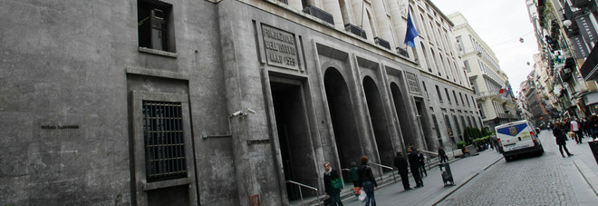 Banco Napoli addio dopo quasi 500 anni via alla fusione con Intesa