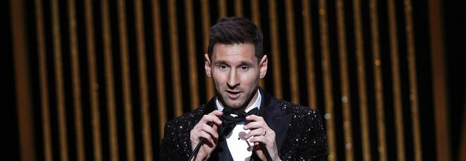 Diretta Pallone d'oro, vince Messi per la settima volta. Lewandowski 2°, Jorginho 3°