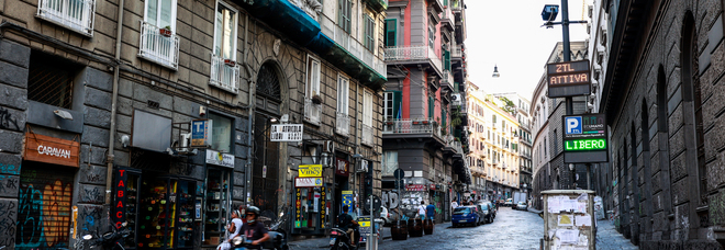 Multe pazze nella Ztl a Napoli, il Comune: «Impossibile annullarle»