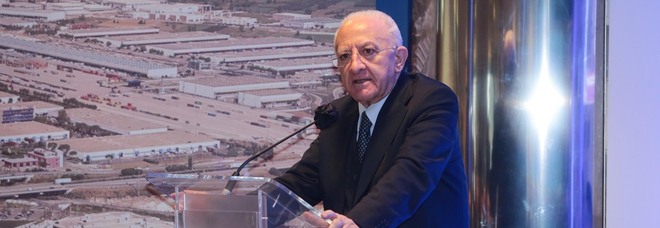 il presidente della Regione Campania Vincenzo De Luca.