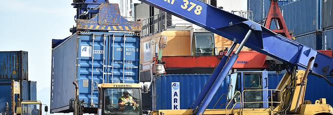 Rifiuti dalla Tunisia, i sindaci del Vallo a Potenza per dire «no» ai containers