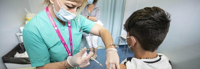 «Vaccino Pfizer ok per i bambini tra 5 e 11 anni», la raccomandazione della Fda americana