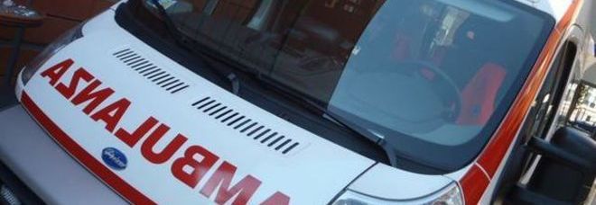 Pescara, neopatentato ubriaco investe 18enne in monopattino sulle strisce pedonali