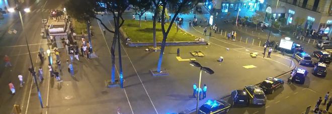 Napoli, maxi rissa tra immigrati a piazza Principe Umberto: feriti due carabinieri