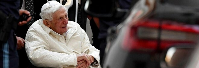 Ratzinger oggi compie 94 anni: è il più longevo d'età tra i papi della Chiesa