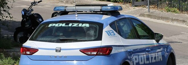 Napoli, il 25 aprile assalto con pistola coinvolgendo minori: due arrestati