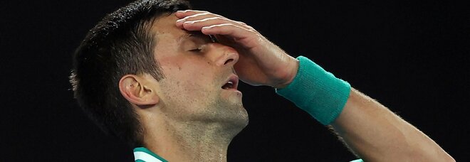 Djokovic (No Vax) rischia di perdere più di 50 milioni di euro: il caro prezzo delle sue scelte