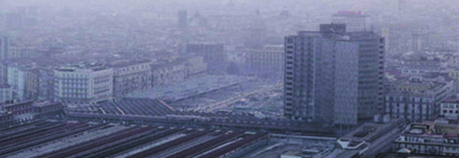 Smog, Legambiente: «11 le città campane fuorilegge per polveri sottili»
