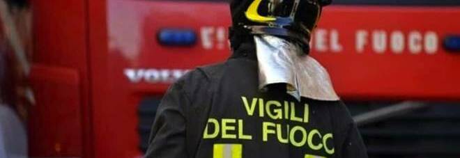 Incendio in un appartamento a Milano: morta carbonizzata donna di 37 anni