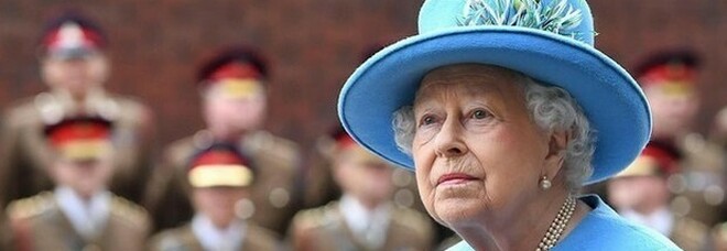 Regina Elisabetta, Oxford cancella il suo ritratto: è colonialista. L ira del ministro dell Istruzione