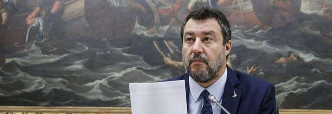 Manovra, Salvini: «La Lega punta sul taglio tasse, rottamazione cartelle e disabili»