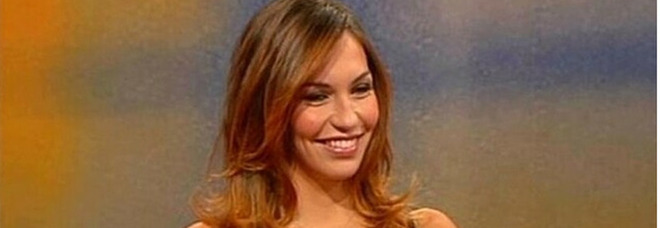 Cristina Ravot, chi è la cantante a cui Berlusconi ha regalato una casa da 1,7 milioni di euro
