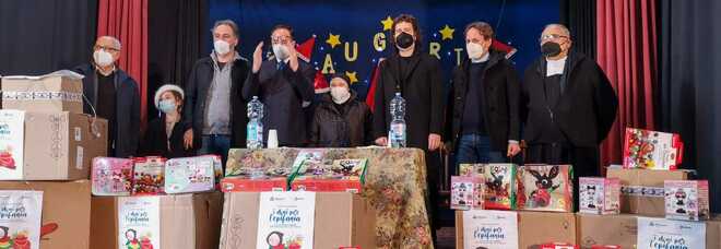 Napoli, la Befana della solidarietà: 250 regali per i bambini meno fortunati