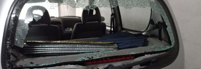 Pagani, vandalizzata auto del manager del distretto sanitario: indagano carabinieri