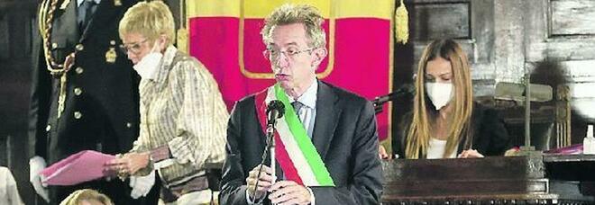 Manfredi sindaco di Napoli, appello alle opposizioni: «Unità»