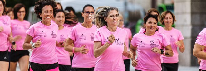 Tumori femminili, Pink is good running team fa tappa a Napoli: le donne di corsa contro il cancro per raccolta fondi e prevenzione