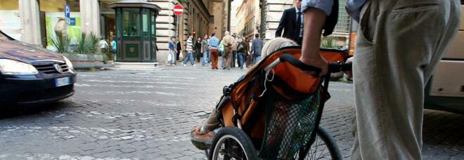 Brescia, auto travolge passeggino: grave una neonata di 11 mesi, ferita la mamma