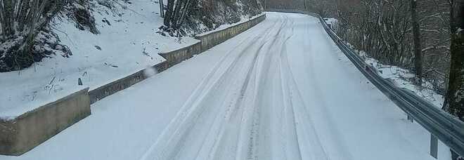 Torna la neve in Irpinia, allerta in alcune aree della provincia
