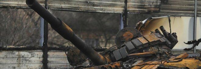 Guerra Ucraina: dai tank distrutti dai missili al "fuoco amico", così l'esercito russo sta perdendo pezzi