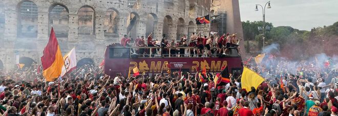 Roma festa Circo Massimo oggi, alle 16.30 l'inizio del corteo alle terme di Caracalla: attesi un milione di tifosi