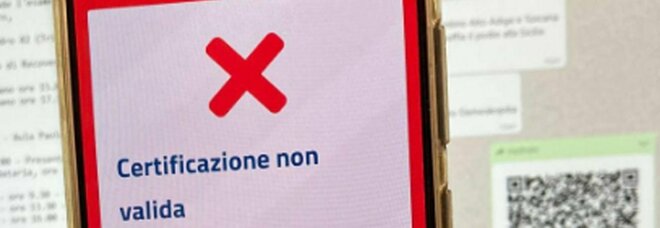 Green pass online falsi, due inchieste a Roma e Milano: in chat No vax il video su come scaricarli