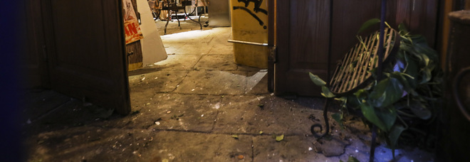Napoli, pizzaiola denuncia gli estorsori: «La bomba di Sorbillo era per me»