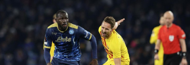 Koulibaly, a Barcellona insistono: «De Laurentiis accetta 35 milioni»