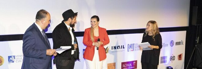 Veronica di Nocera vince per la seconda volta il premio «Tulipani di seta nera»