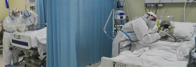 Covid a Napoli, riparte l'Ospedale del Mare: troppi casi sintomatici
