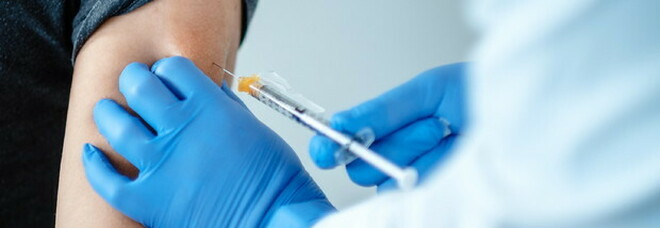 Vaccini, una sola dose dello Pfizer potrebbe bastare per chi ha già avuto il virus