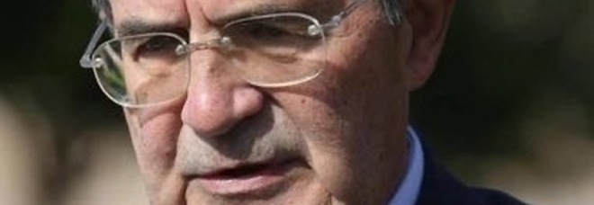 Vaccini, Prodi: «Sui brevetti rimprovero la Commissione Ue, avrebbe dovuto sbattere i pugni sul tavolo»