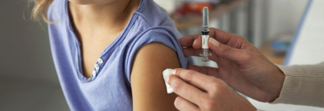Vaccino ai bambini 5-11 anni, nuovo hub a Barra: al via le prenotazioni