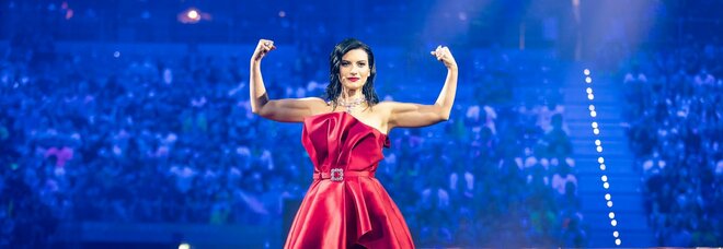 Laura Pausini all'Eurovision, il cambio look che stupisce e le critiche sul peso: cosa è successo