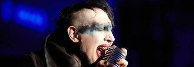 Marilyn Manson, perquisita la casa dopo le tante accuse di abusi sessuali