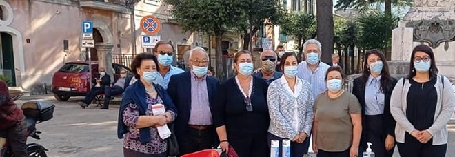 Sit-in e boom di firme per salvare l'ospedale Sant'Alfonso di Sant'Agata
