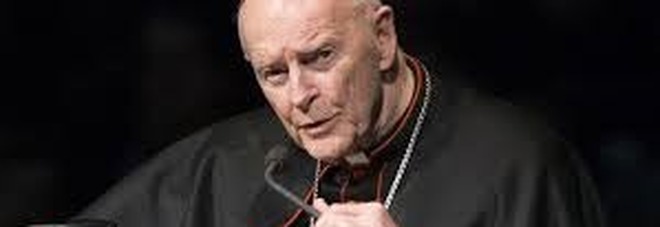 Il Papa pronto a sciogliere il dilemma se ridurre allo stato laicale l'ex cardinale pedofilo McCarrick