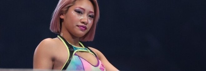 Hana Kimura, morta in Giappone la 22enne stella del wrestling: vittima di cyberbullismo