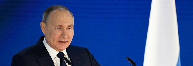 Putin non teme sanzioni e minaccia: «Ai nostri partner non conviene sanzionarci. La Russia rimarrà nel mercato internazionale»