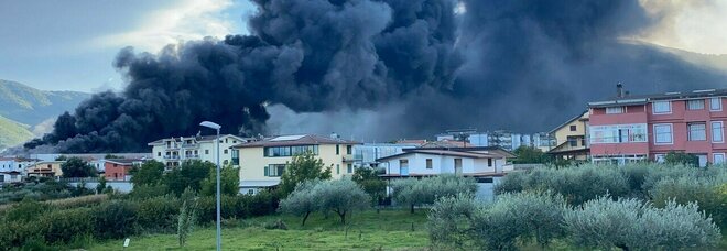 Nube tossica: gli inquinanti registrati ad Airola, polveri sottili a Napoli