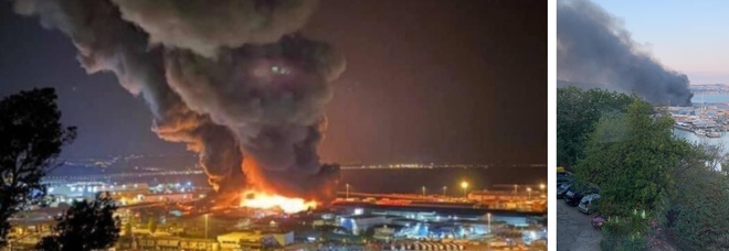 Ancona, maxi-incendio al porto: «Chiuse tutte le scuole e i parchi, evitate spostamenti». Ipotesi corto circuito