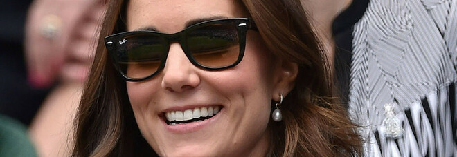 Kate Middleton star meglio vestita del 2022, dopo di lei c'è la protagonista di Brigerton: la classifica di Tatler