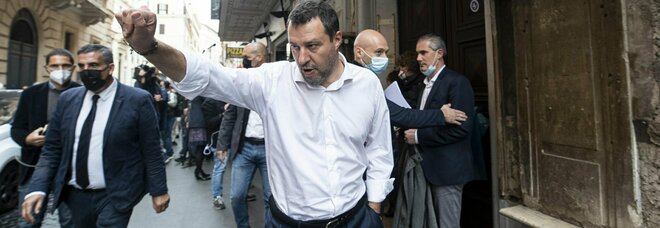 Open Arms, Salvini in aula per il processo. L'Ong cita Richard Gere come teste
