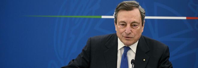 Green pass, Draghi: «Variante Delta minacciosa, certificato tiene aperte le attività»