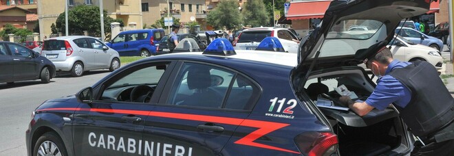 Controlli dei carabinieri (foto Archivio/Ippoli)