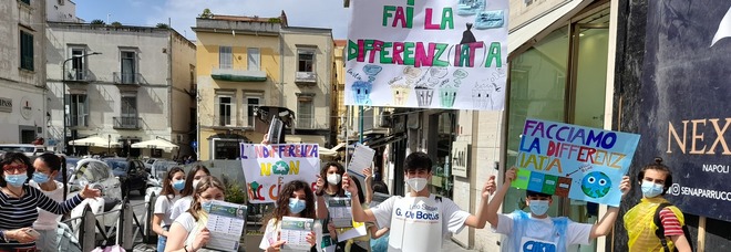 Sversamenti illegali di rifiuti: studenti in campo a Torre del Greco