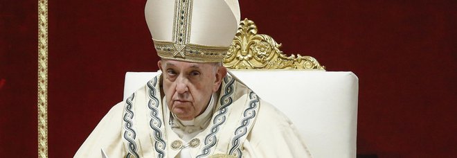 Coronavirus, tampone negativo per Papa Francesco: e il Vaticano si blinda