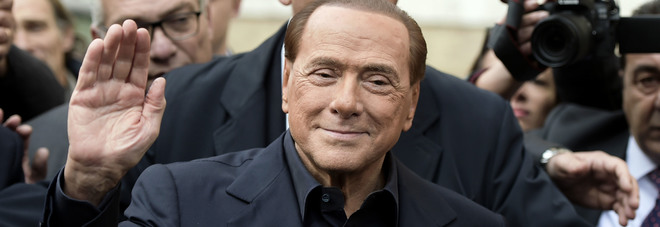 Berlusconi al San Raffaele: controlli dopo 6 mesi dall'intervento a cuore aperto